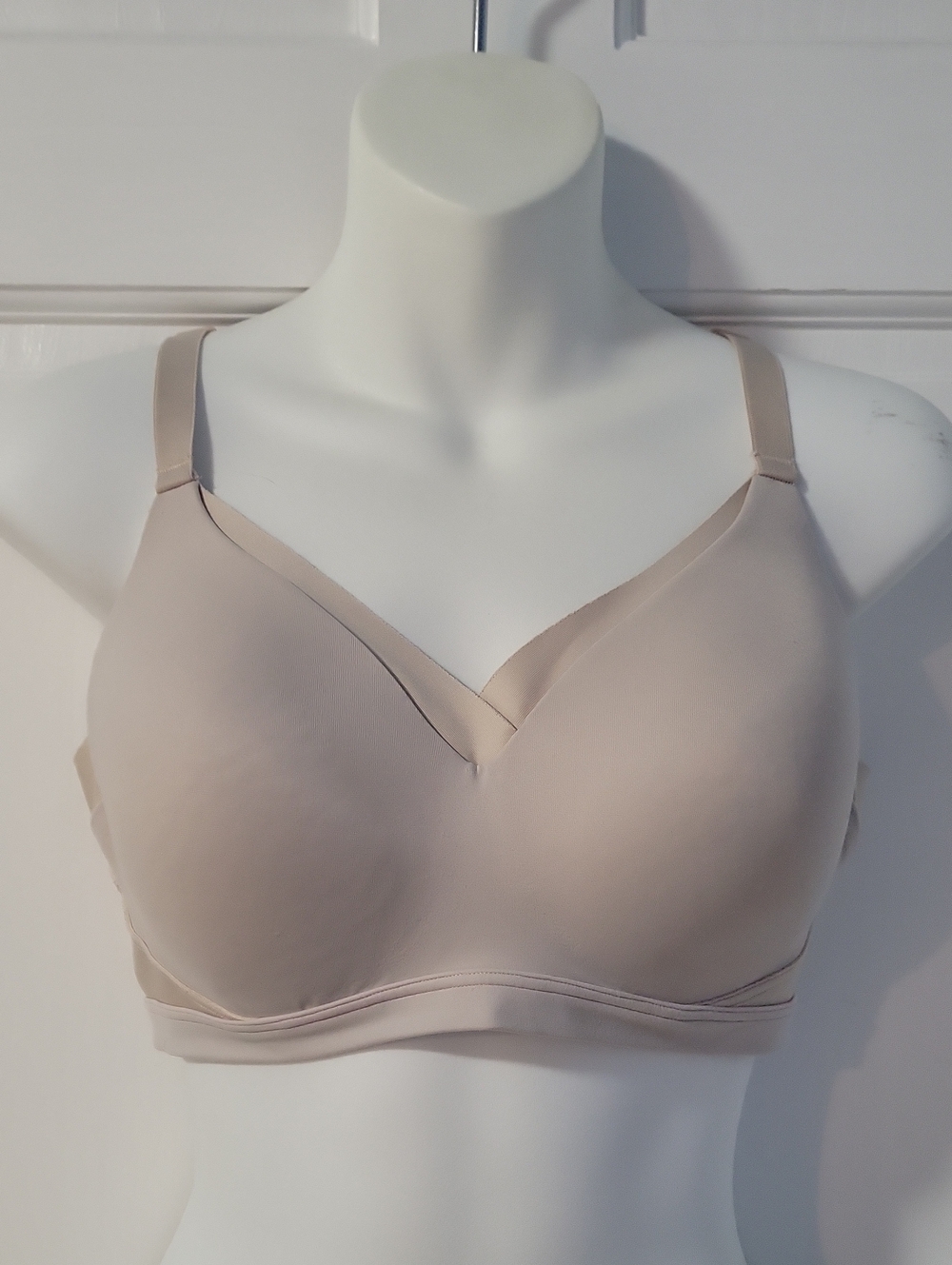 Olga Warner's No Side Effects Wire Free Contour Bra GM3021A/GM3021C